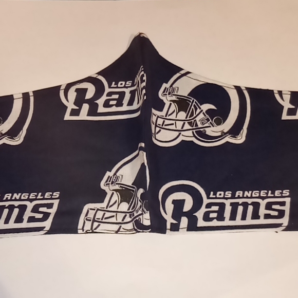 Los Angeles Rams Reversible Face Mask - Picture 2 of 2